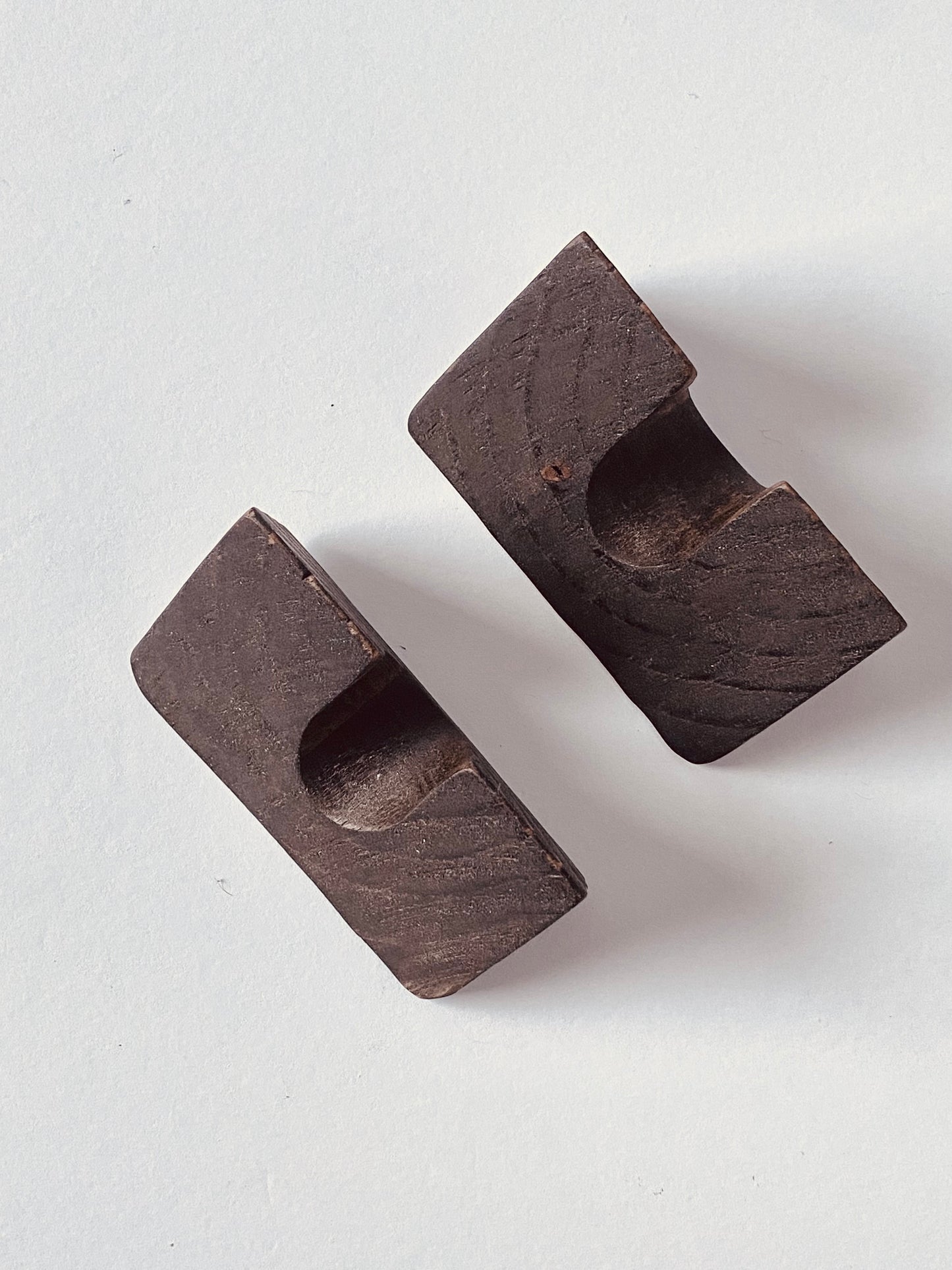 Rustic Wood Cigar Rest