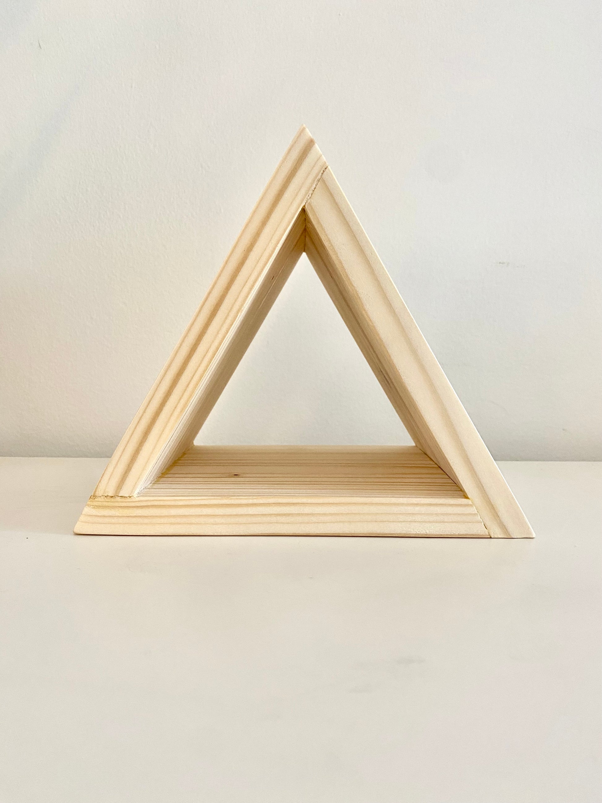 Natural triangle book stand